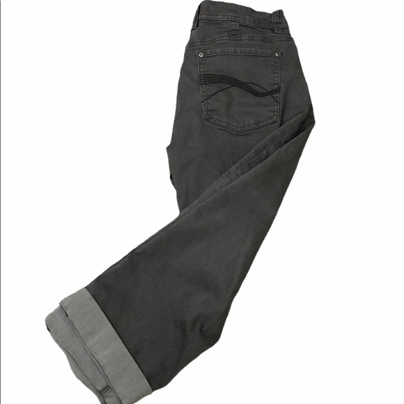 Grey Capri Jeans - Picture 1 of 4